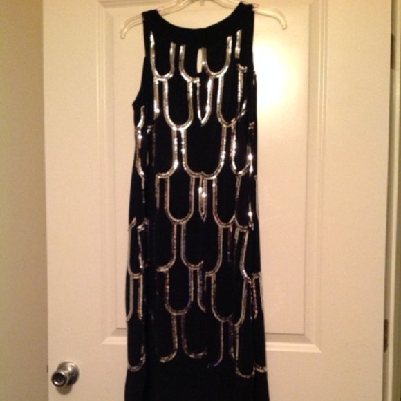 BLACK & SILVER SEQUINED COCKTAIL DRESS - SIZE 14W - Picture 3 of 4